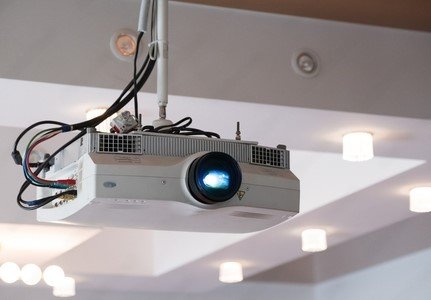 Best Projector for Daylight Viewing